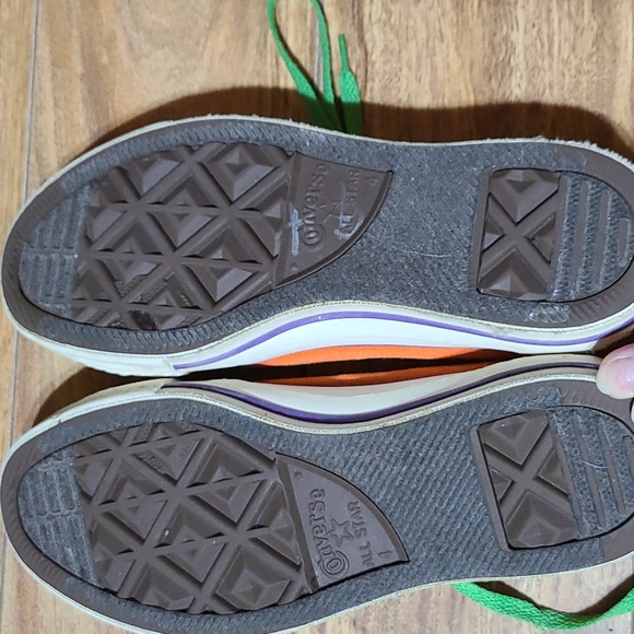 3 Pairs of Converse Shoes! - Picture 6 of 14